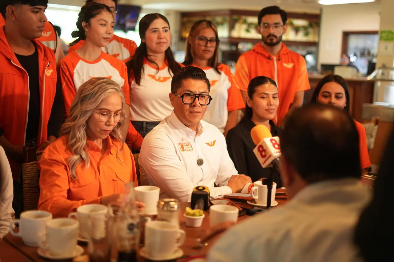 Se lanza Omar Puentes contra candidata del PT en el distrito 08: “Ni siquiera es de aquí”