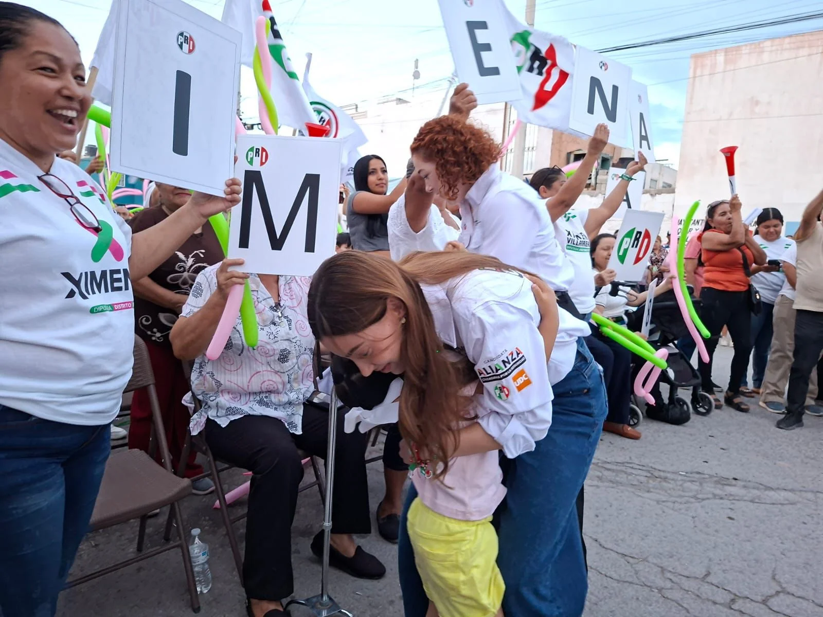 Ximena Villareal prioriza estancias infantiles para madres trabajadoras en Torreón. Seguridad y economía familiar, sus ejes de campaña.