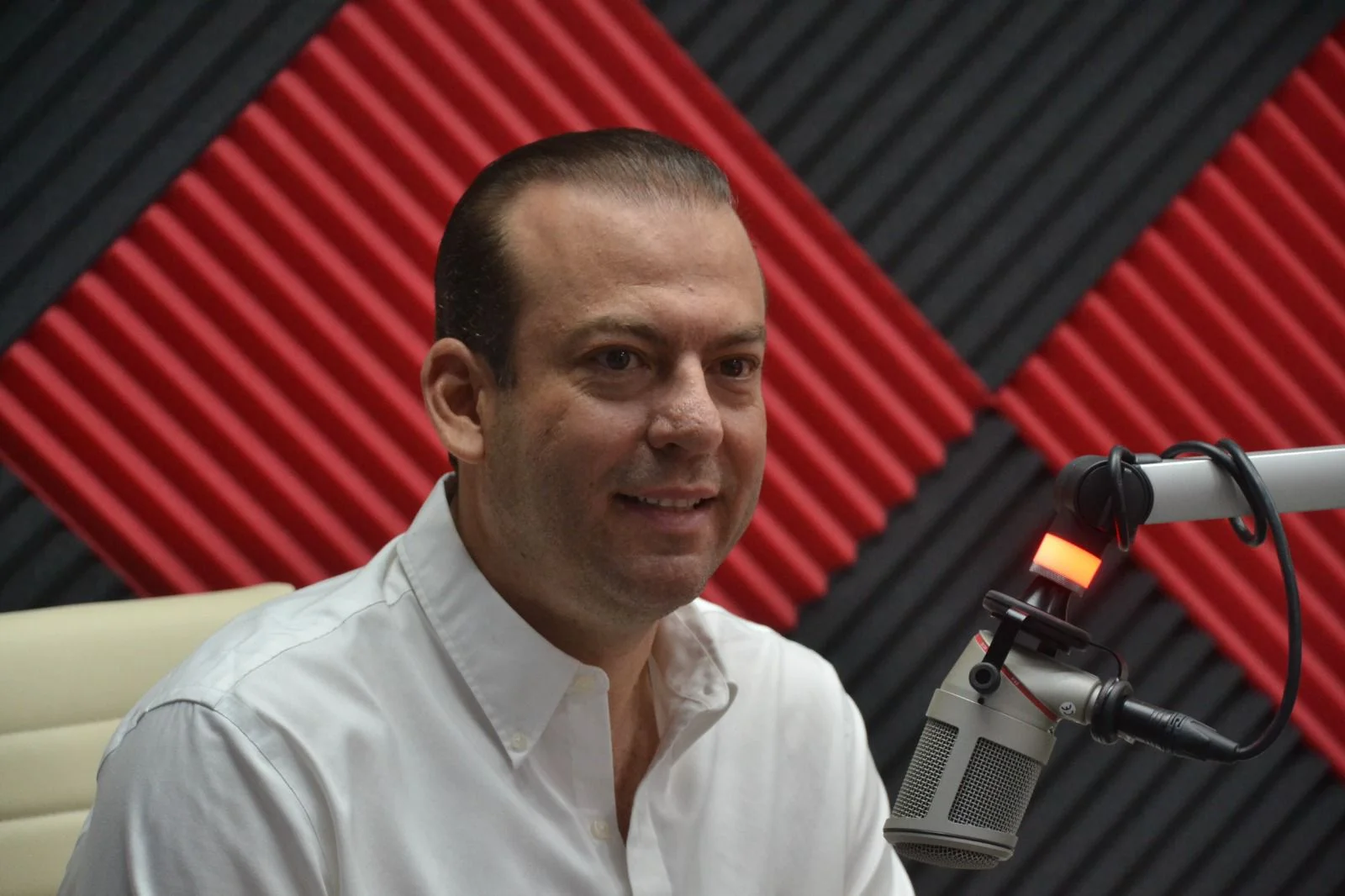 Felipe González Miranda cierra campaña en Línea Verde este viernes, destacando su contacto directo con la ciudadanía y propuestas para el Distrito 10.
