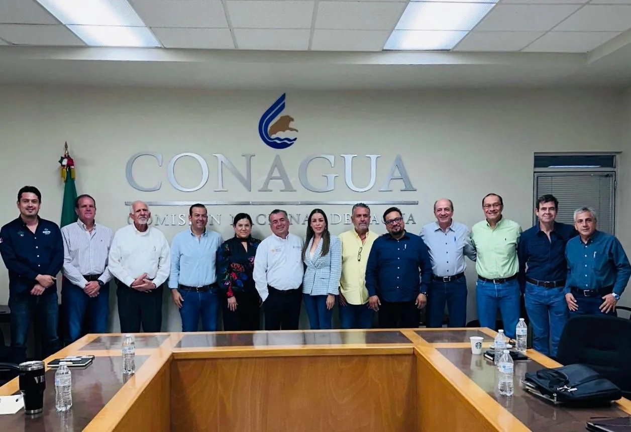 Verónica Martínez propone gestión técnica para resolver crisis de agua y drenaje en Torreón, no solo discursos.