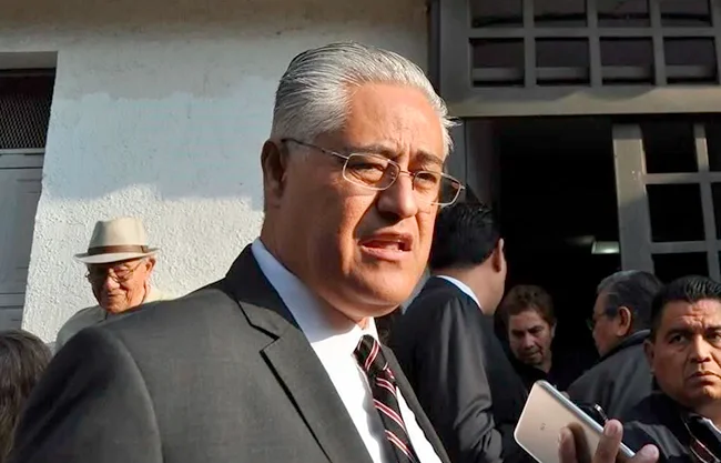 Ordenan liberar a ex Rector Alejandro Vera ligado a Estafa Maestra
