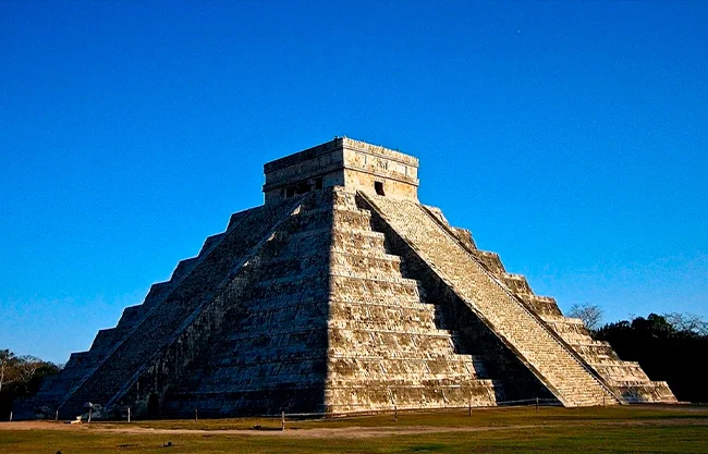 Los comerciantes han comenzado su reubicación, poniendo fin al cierre del sitio arqueológico y permitiendo nuevamente el acceso al turismo