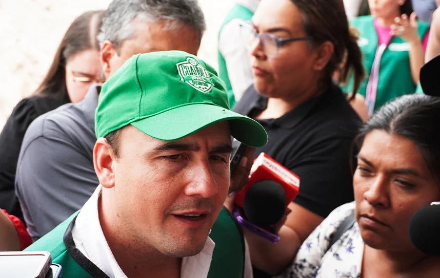 "Román Cepeda se recupera favorablemente y continúa trabajando desde casa": Manolo Jiménez