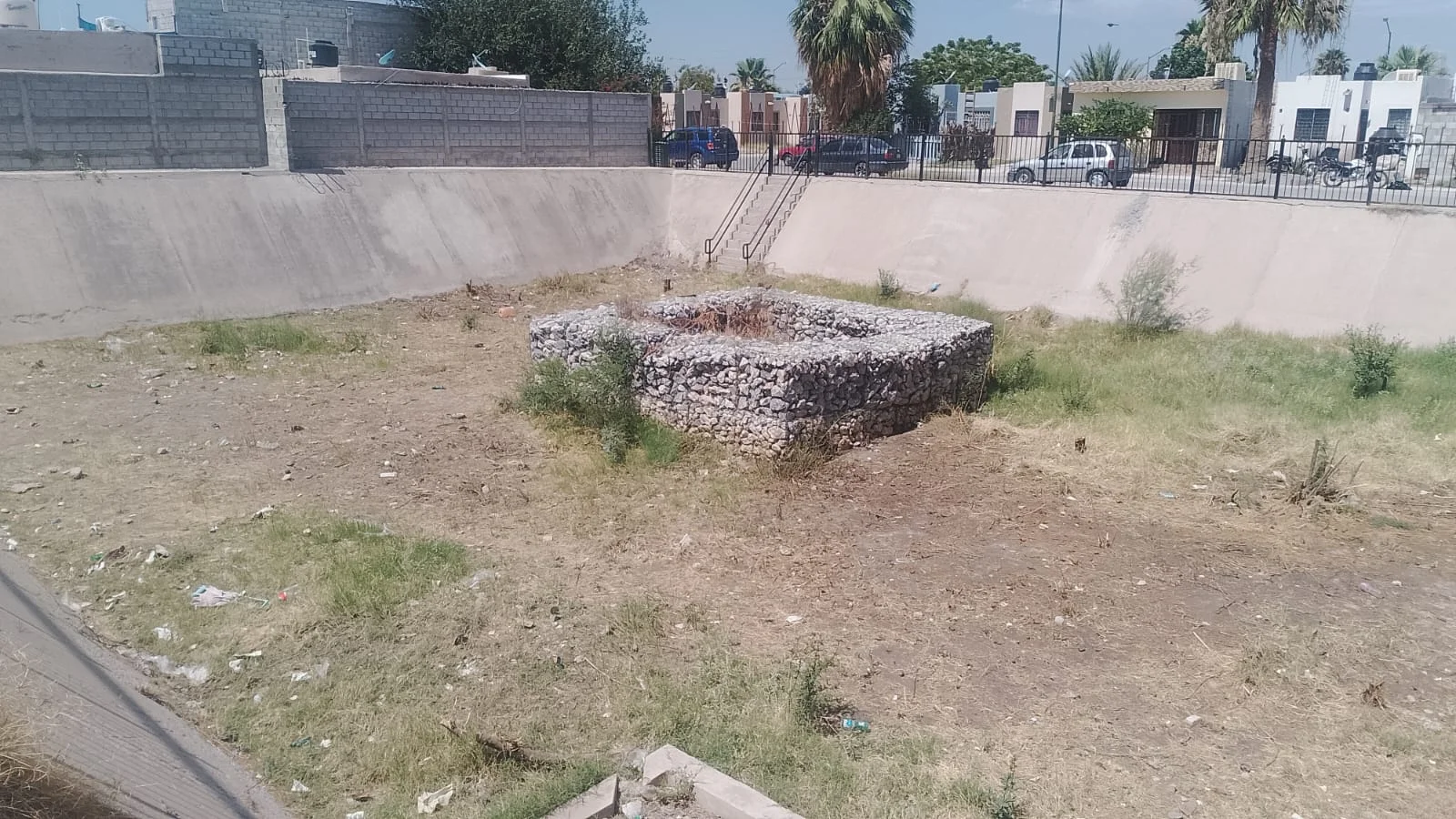 Protección Civil de Torreón supervisa canales y cárcamos pluviales para evitar inundaciones ante lluvias, en coordinación con SIMAS y Servicios Públicos.