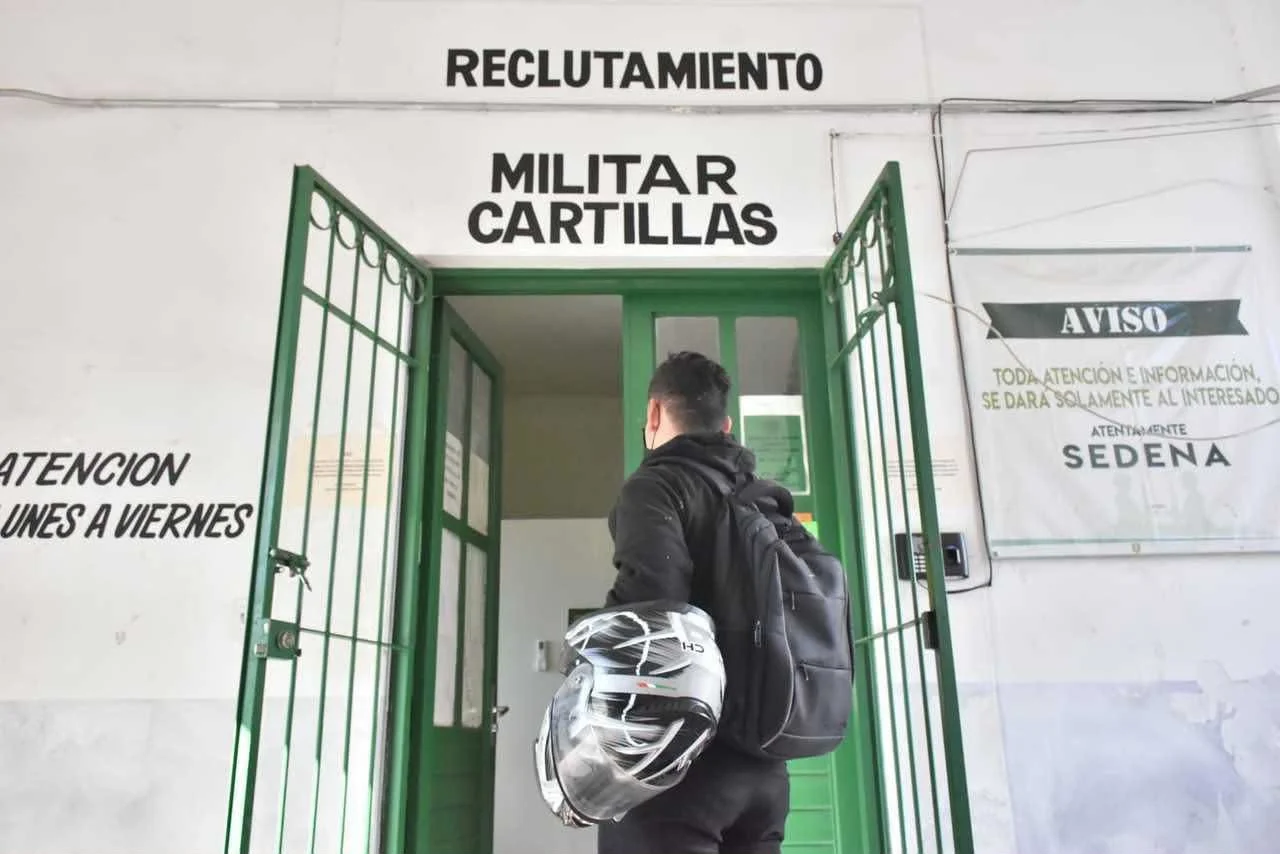 Invita SEDENA a obtener la cartilla militar en tres meses