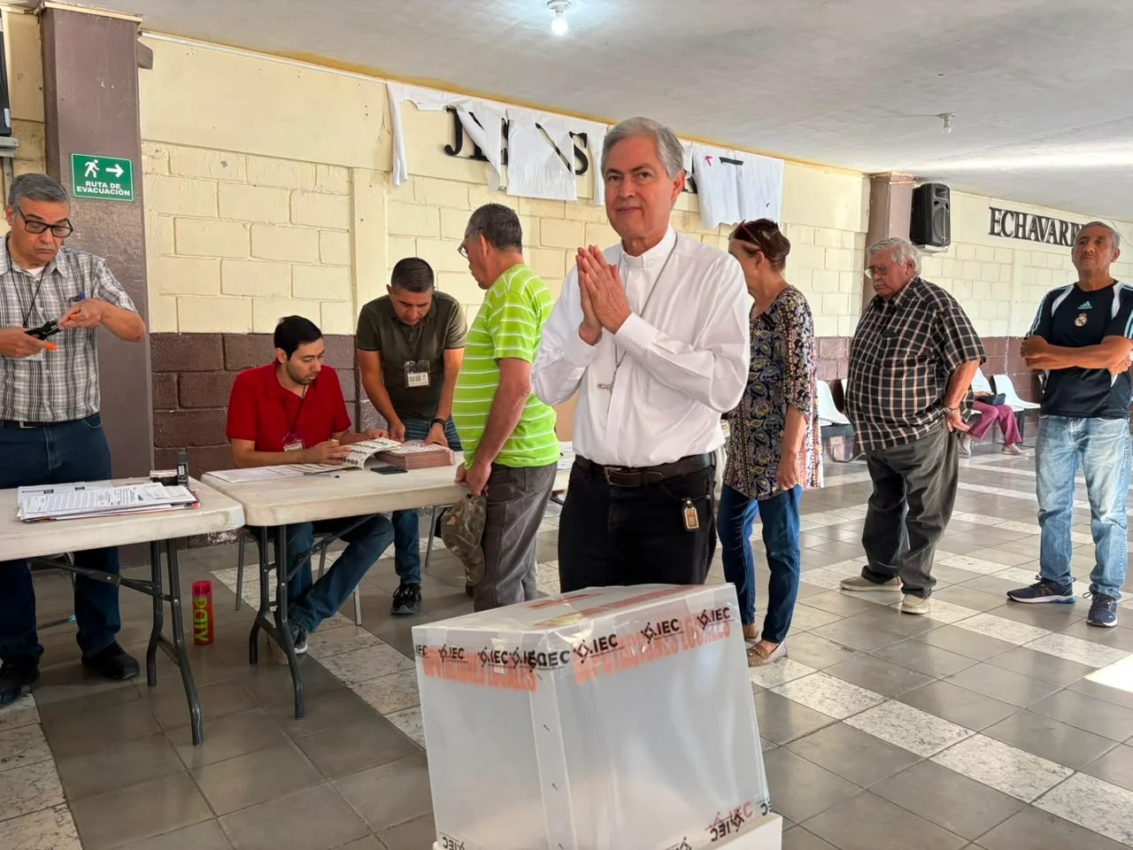 Llama Obispo de Torreón a ejercer el voto como deber ciudadano y moral en la renovación del Congreso