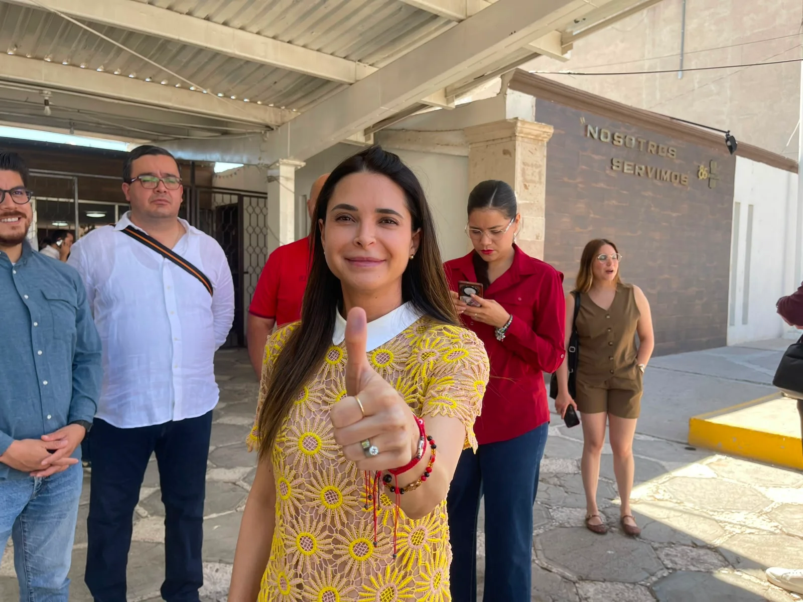 Los Distritos 10 y 11, con muchas carencias:  Pily de Aguinaga