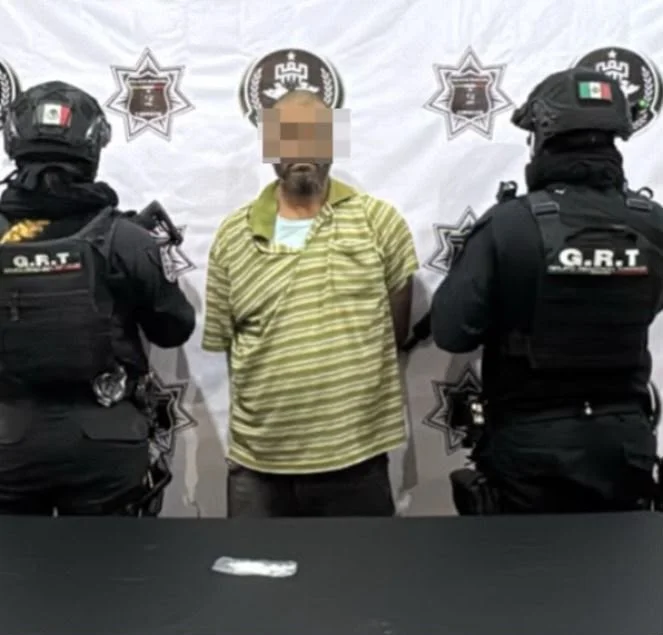 GRT detiene a hombre con cristal en la colonia Lázaro Cárdenas