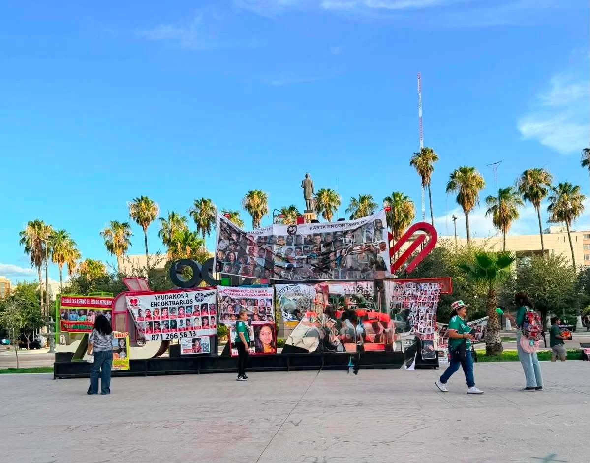 En medio de la fiesta mundialista, familias recuerdan la crisis de desapariciones en México