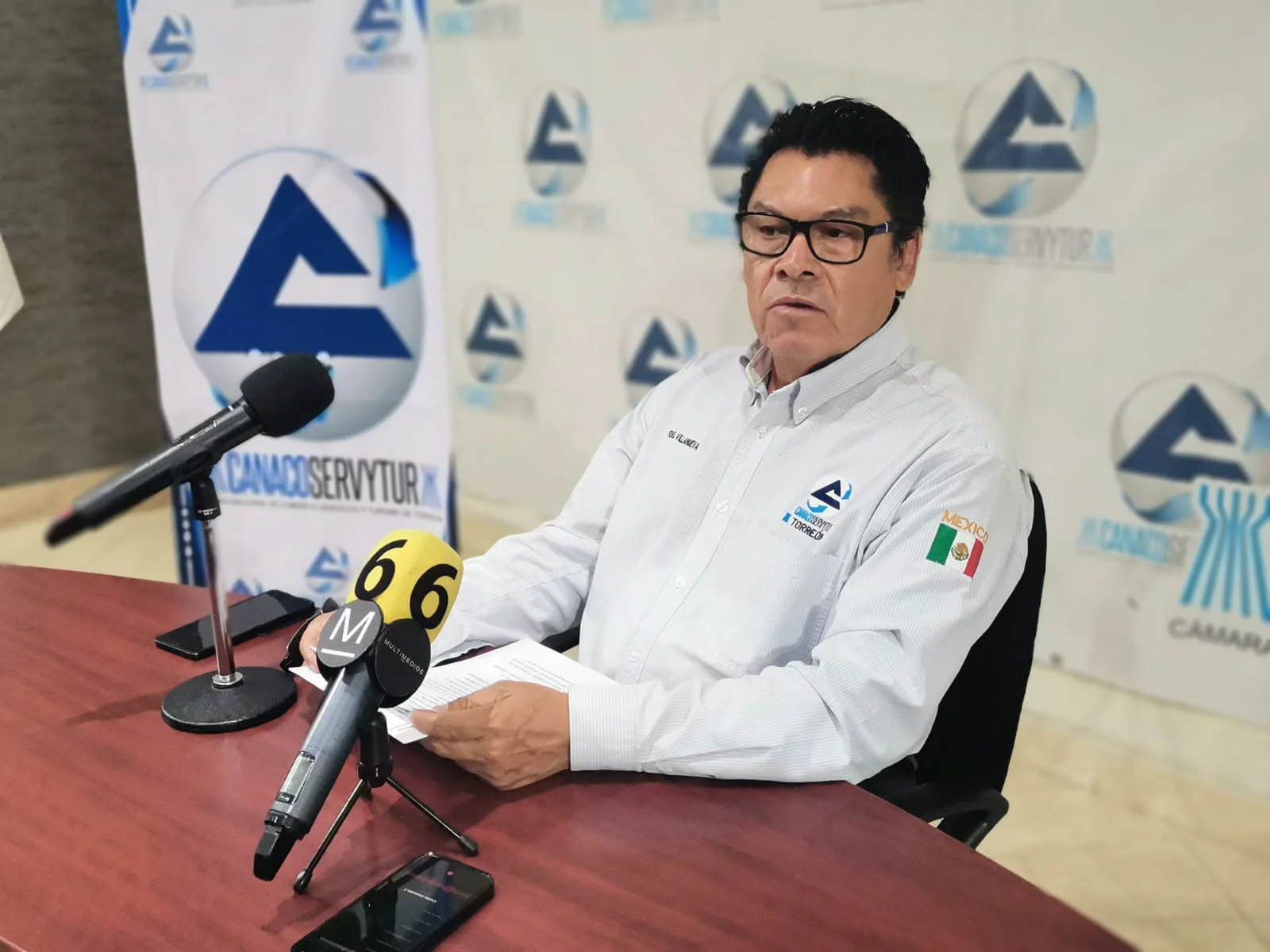Empresarios deben contratar señales autorizadas para transmitir el Mundial 2026: Canaco
