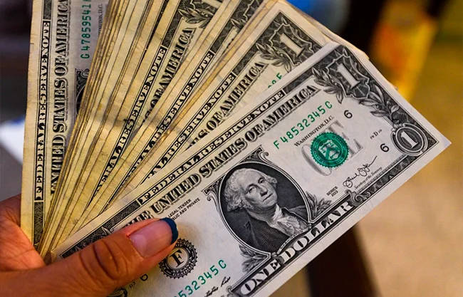 Peso mexicano y BMV cierran semana con ganancias ante expectativas de paz en Medio Oriente