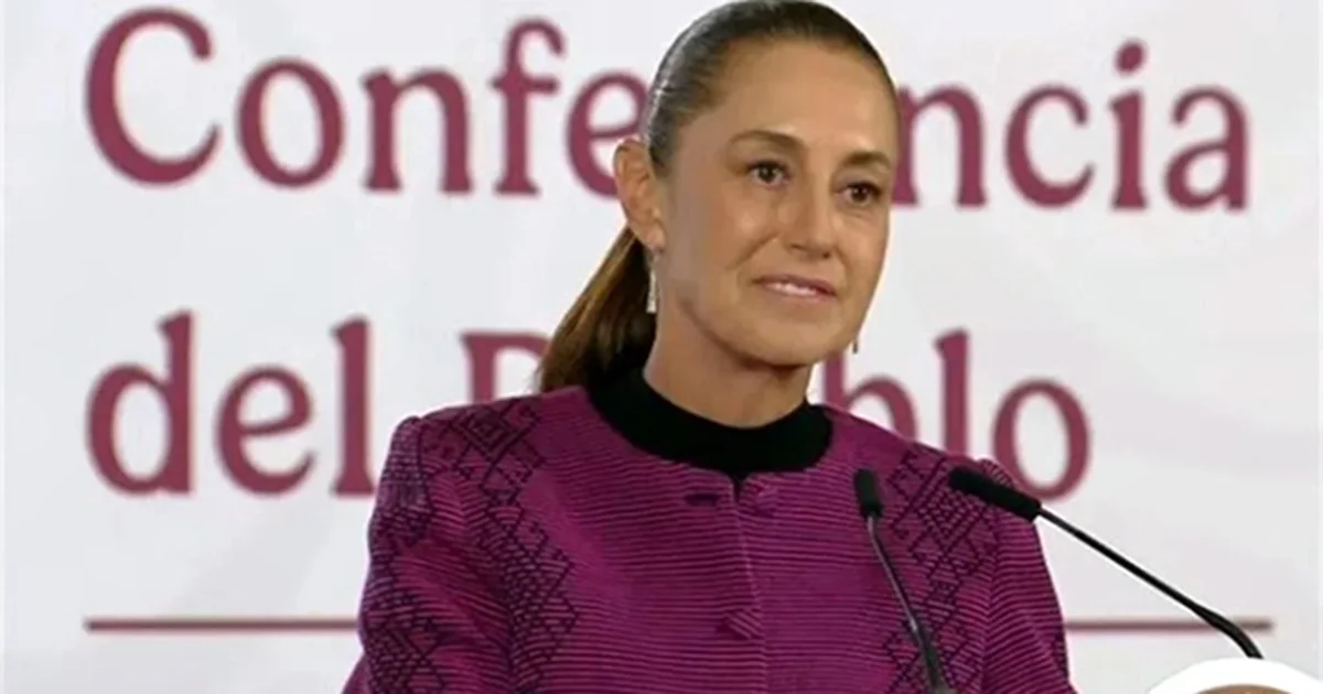 Deja Sheinbaum a Morena revisión de aspirantes para 2027
