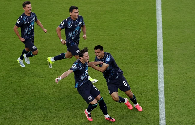 Paraguay sufre pero derrota 1-0 a Turquía, que queda eliminada del Mundial