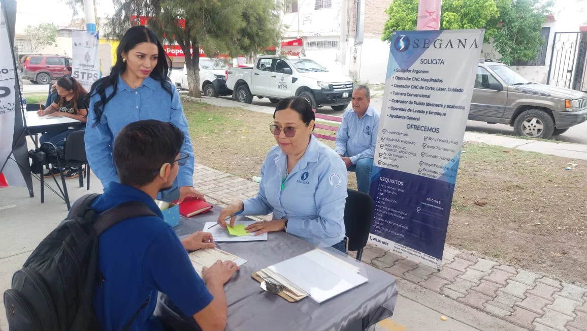 Ofertan 158 vacantes durante Jornada del Empleo en Gómez Palacio