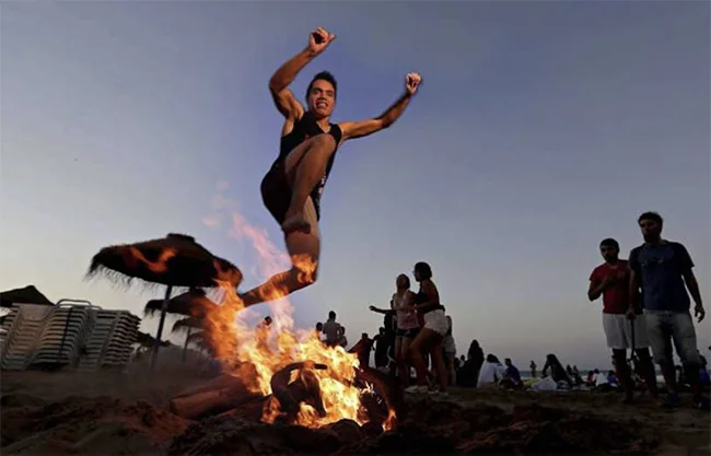 La noche de San Juan: una fiesta entre la tradición, la fe y la magia