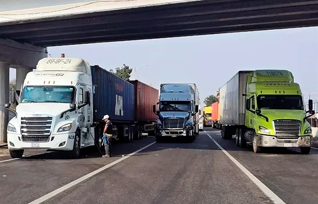 Afirma Segob que transportistas desistieron de bloqueos