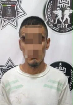 Detenido con cuchillo en Torreón; lo vinculan a robo en autolavado días antes.