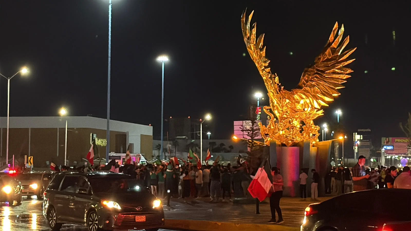 Reforzarán vigilancia en Plaza Mayor y Giro Independencia por próximo partido de la Selección Mexicana