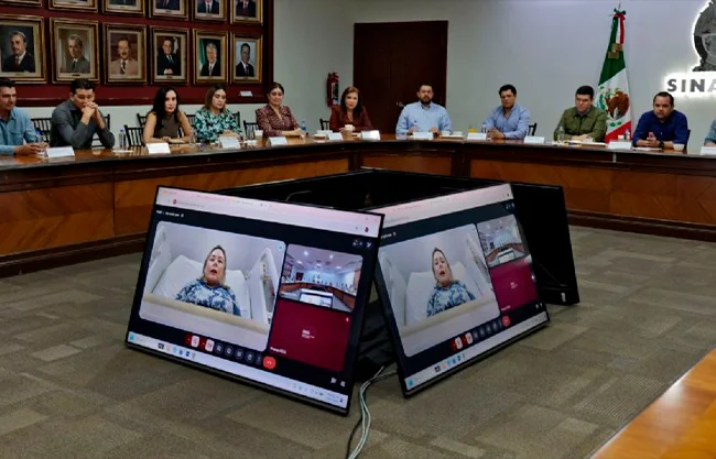 Oposición critica que Sinaloa se gobierne a distancia en plena ola de violencia; exigen un liderazgo presencial ante la crisis del estado