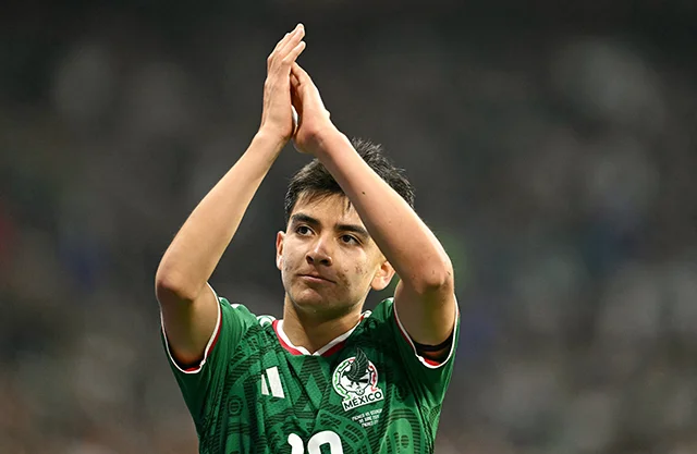 El gigante de la Premier League envió visores especiales para seguir el desempeño del juvenil Gilberto Mora, cuya salida de Tijuana está tasada en una millonaria cláusula