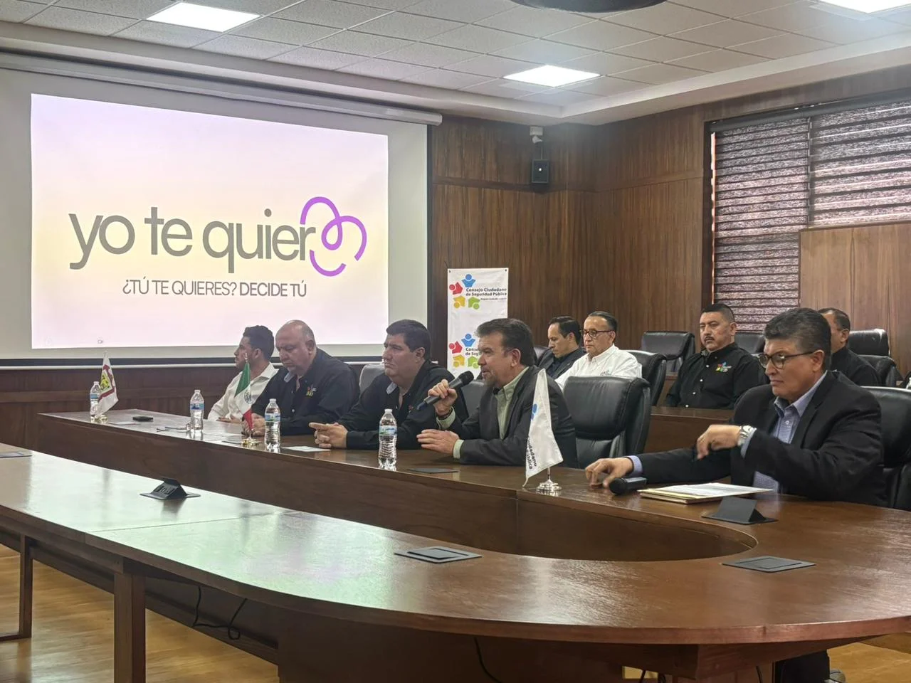 Campaña "Yo te quiero, ¿tú te quieres?" busca prevenir delitos juveniles en Coahuila con videos creados por estudiantes.