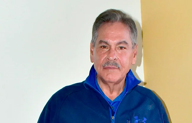 A la edad de 79 años, durante las primeras horas de este martes, falleció en Saltillo don Víctor Favela López