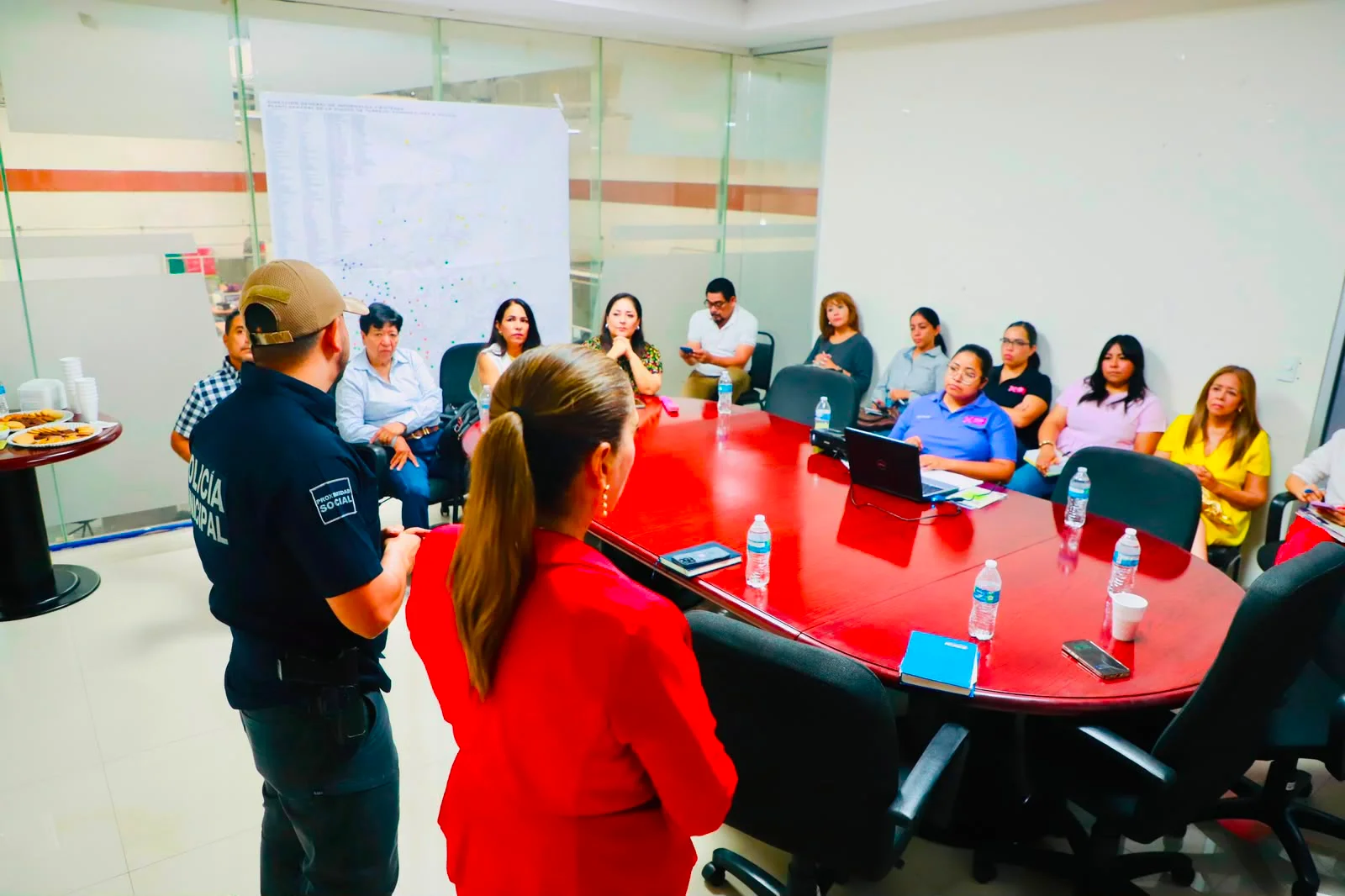 **Meta descripción:**  
Coordinación entre Seguridad Pública y Educación refuerza vigilancia en 500 escuelas de Torreón durante vacaciones para prevenir incidentes.