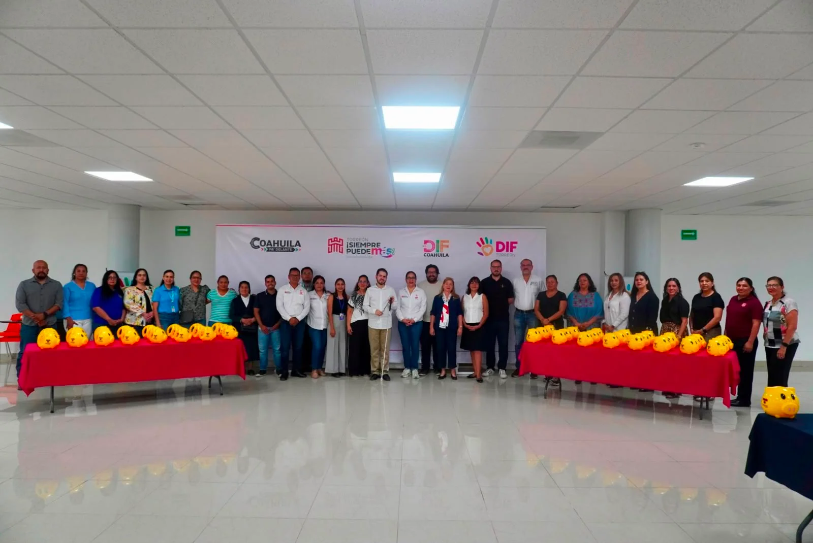 Organizaciones civiles se suman al DIF Torreón para impulsar el Boteo Teletón 2026