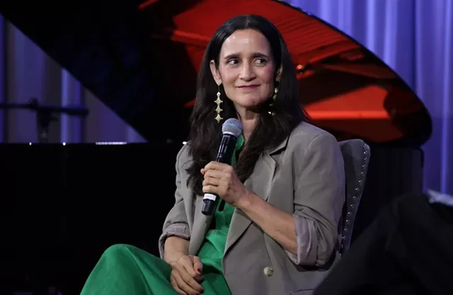 Julieta Venegas negó haber recibido 14 millones de pesos por La Niña Futbolista y explicó que el tema nació para una celebración del Día del Niño