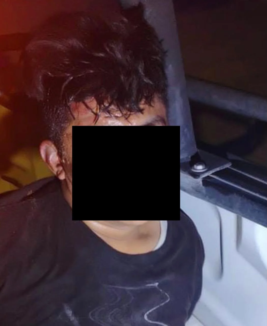 Vecinos golpean a hombre por exhibir sus genitales a menor de edad en Torreón