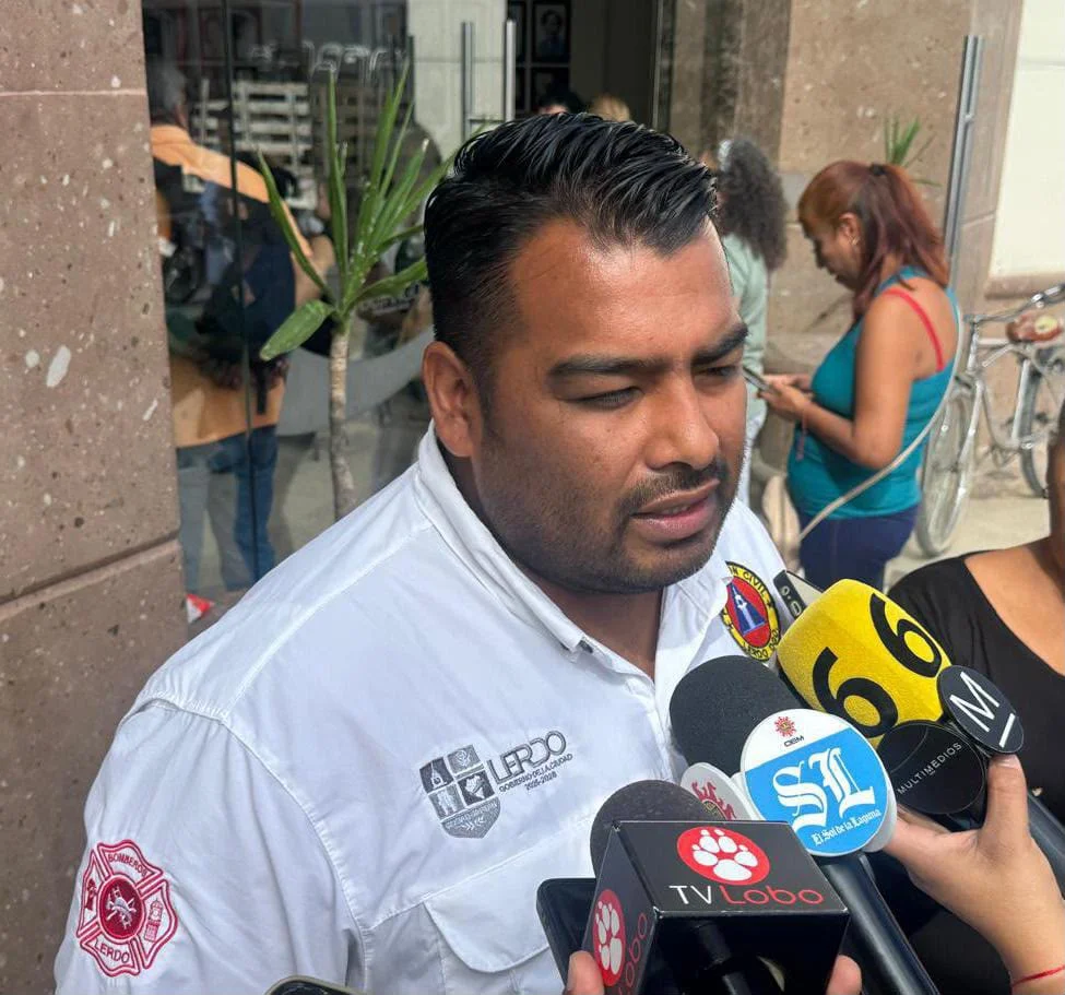 Protección Civil y Bomberos de Lerdo refuerza vigilancia en vacaciones; llama a supervisar a menores en albercas y hogares.