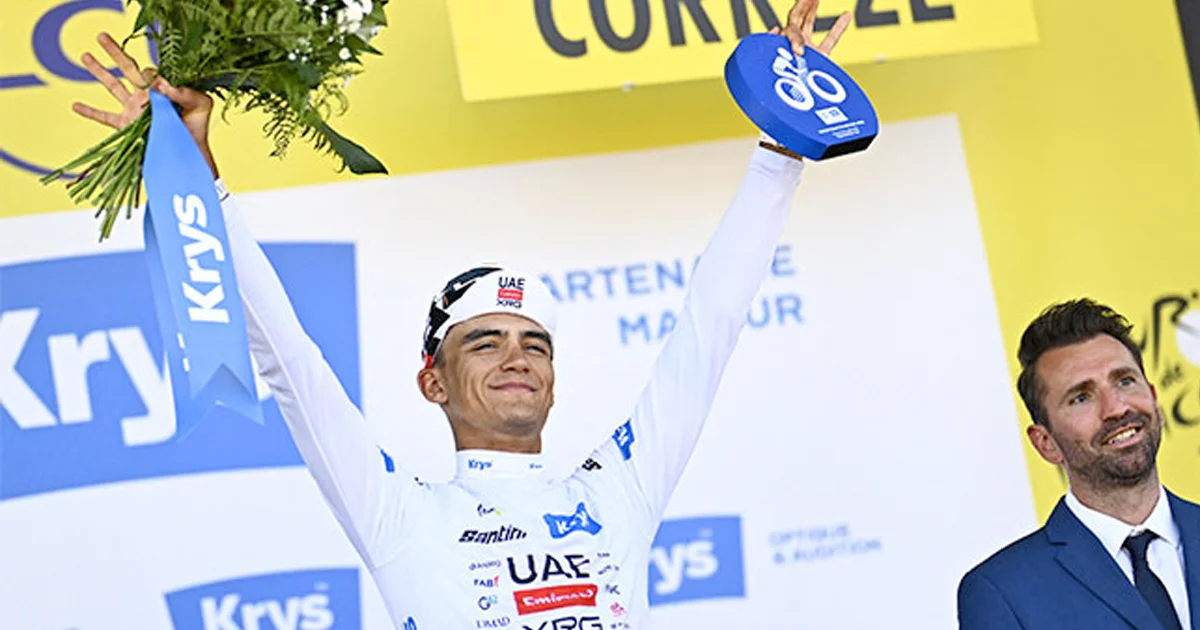 Mathieu Van der Poel homenajea a su abuelo Poulidor ganando la novena etapa del Tour; Pogacar mantiene el maillot amarillo.
