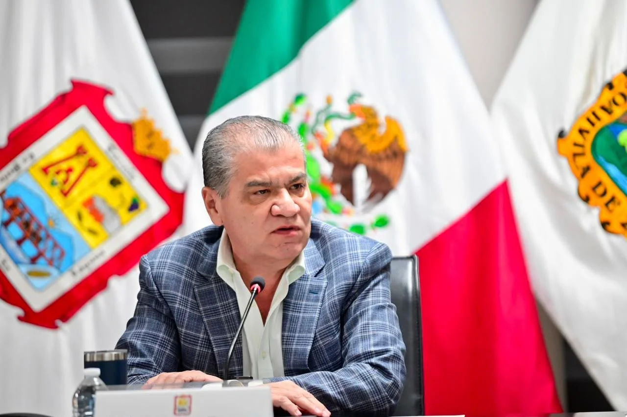 Alcalde Riquelme acelera trámites de construcción para evitar frenar inversiones y agilizar licencias rezagadas.