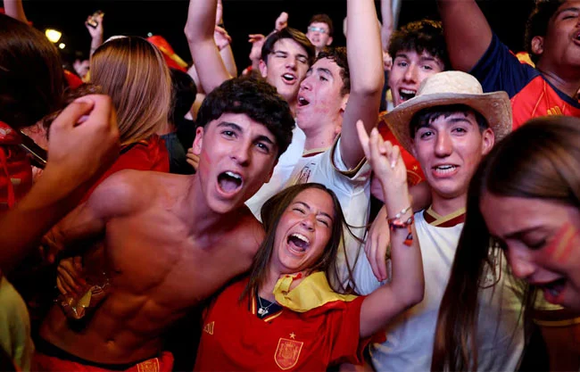 España superó por completo a una Francia que dejó mucho que desear, ante ello, la prensa internacional no escatimó en sus titulares