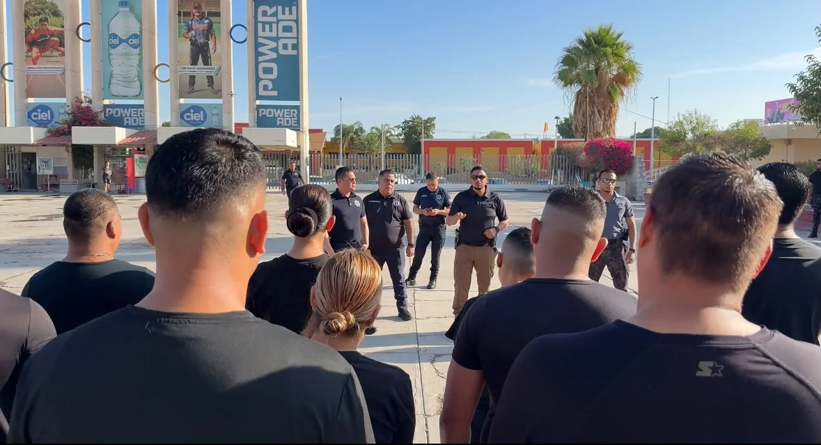 102 policías de Torreón compiten por ascensos en evaluaciones físicas y teóricas; solo 40 obtendrán un grado superior con aumento salarial.