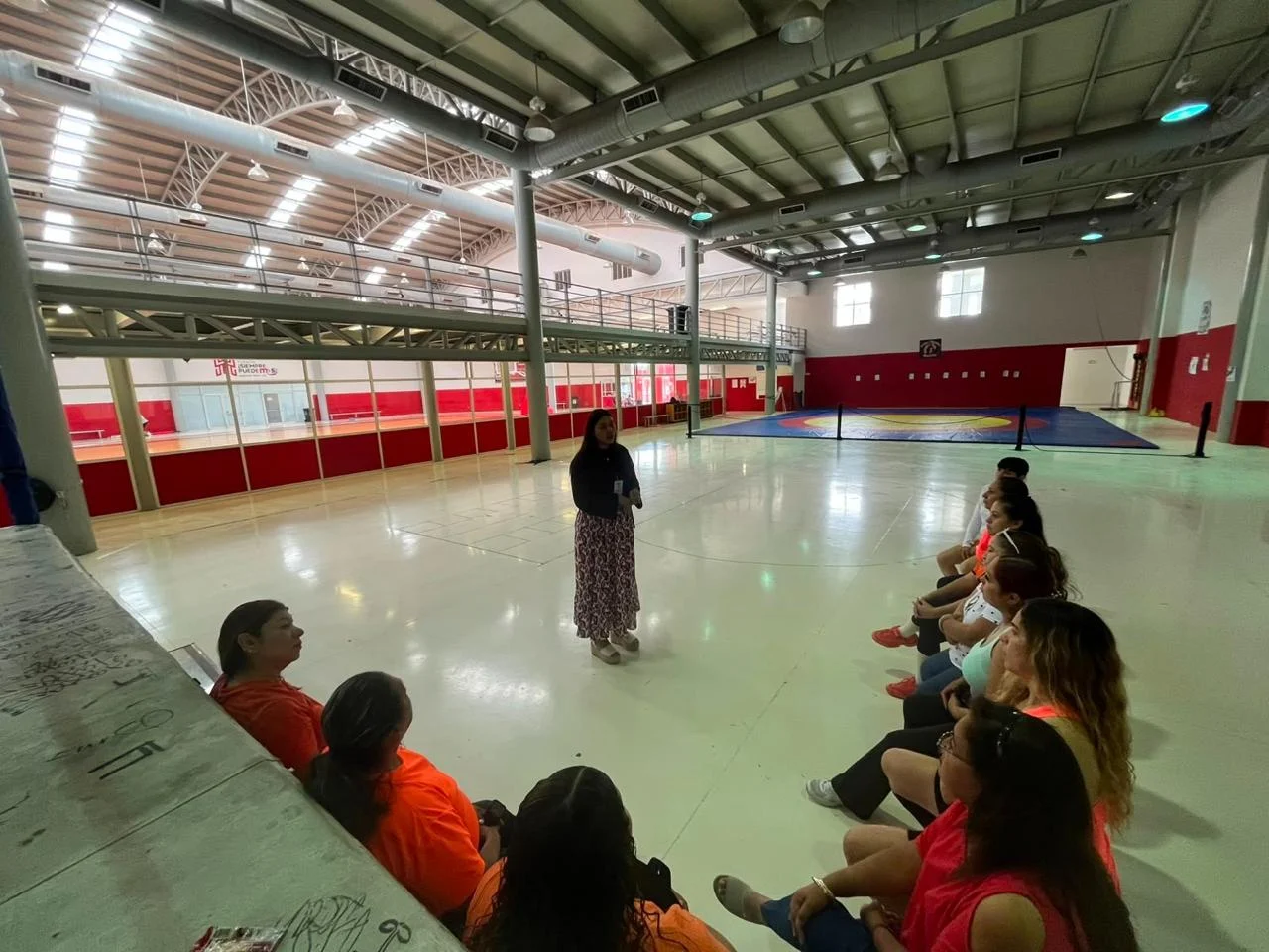IMMT enseña a mujeres de Torreón a identificar violencia y denunciar para acceder a justicia y protección.