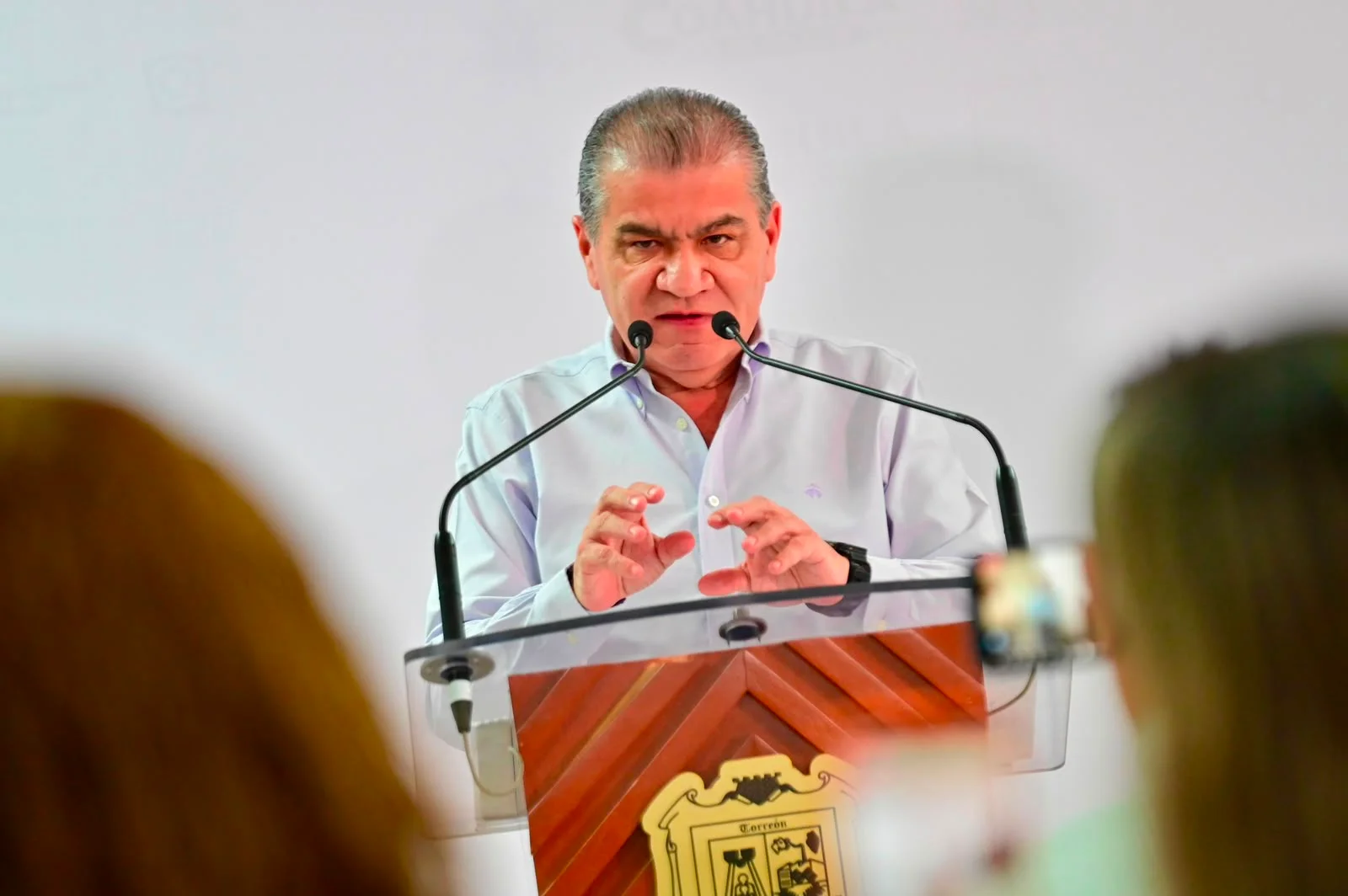 Alcalde de Torreón asegura finanzas municipales sanas pese a pasivos millonarios del Simas.