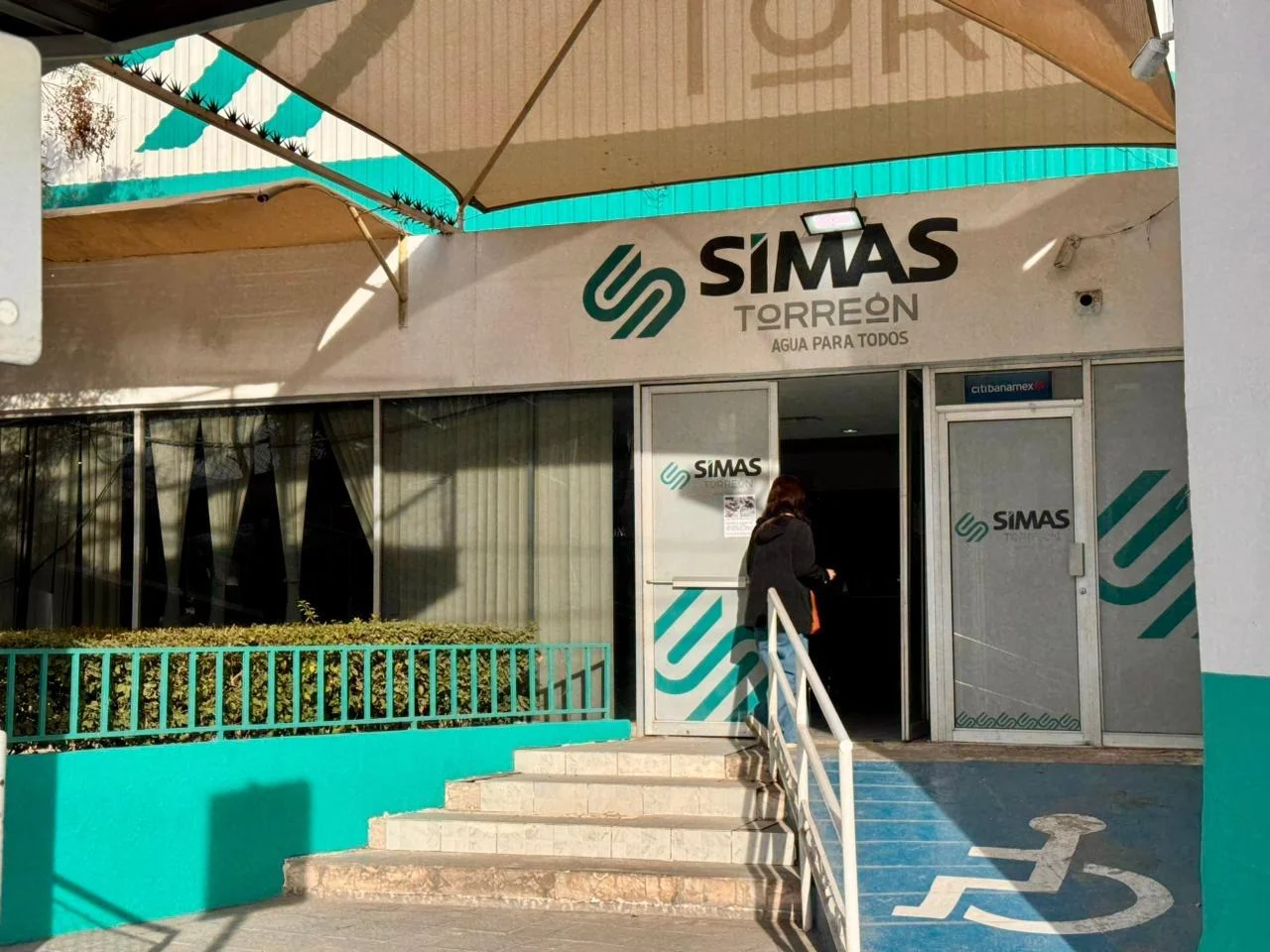 Simas gastó 50 millones de pesos en horas extras; revisan plazas sindicales injustificadas