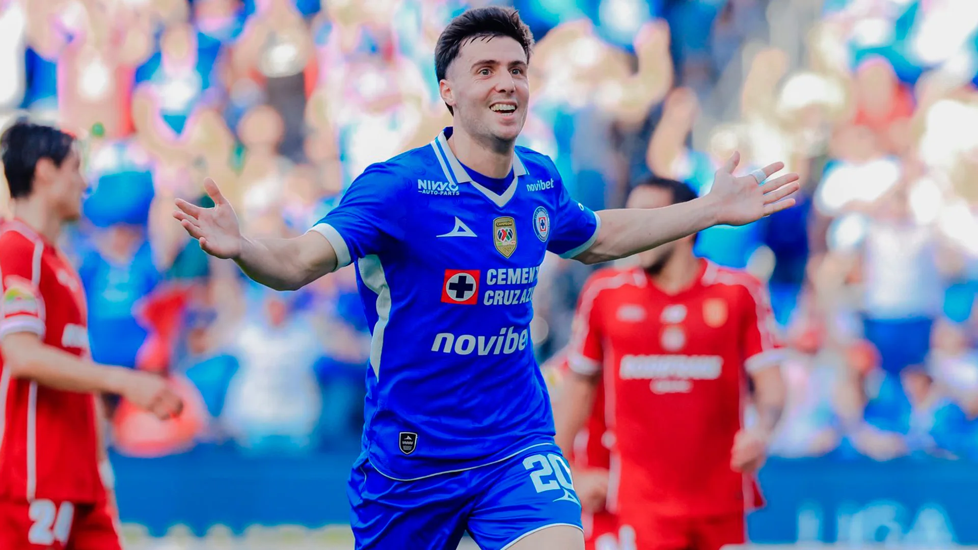 ¡'La Máquina' no se detiene! Cruz Azul vence a Toluca y se corona Campeón de Campeones