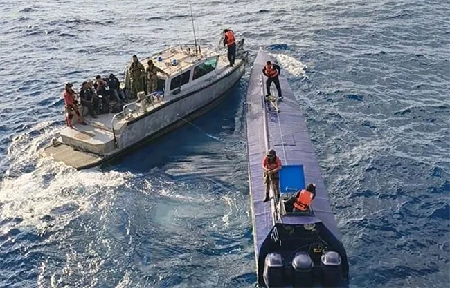Narcotráfico por mar: Marina asegura 90 toneladas de droga y detiene a 337 personas en el sexenio