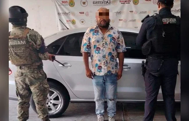 Detienen a Enzzo Omar Sosa, director de "El Buen Tono", por conducir vehículo con reporte de robo en Córdoba