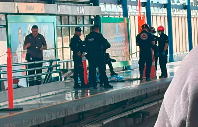 Niña fallece en estación del Metro Monterrey tras sufrir paro cardiorrespiratorio