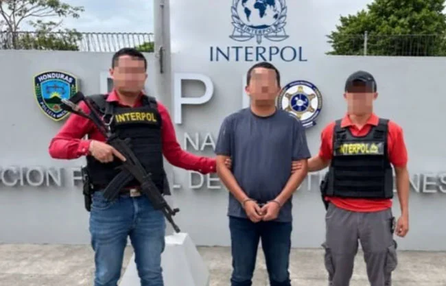Detienen a mexicano por hackear cajeros en Honduras