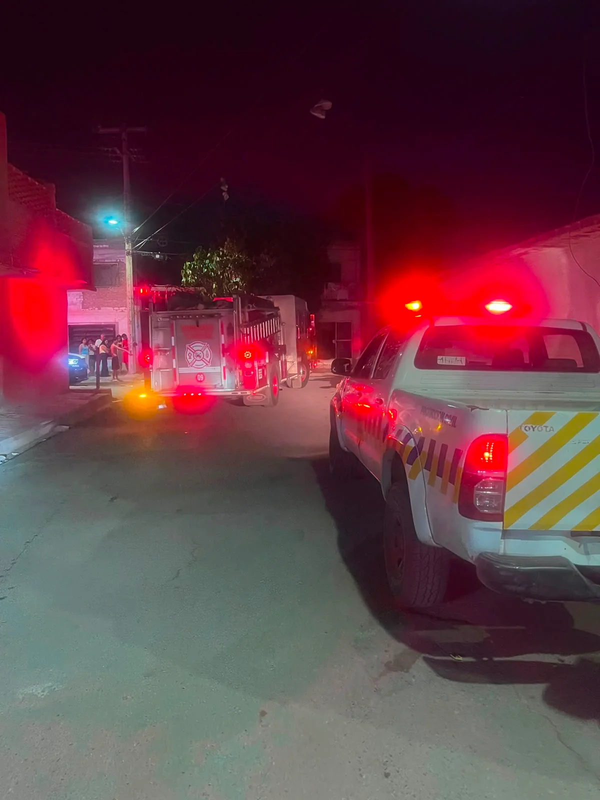 Hombre Incendia vivienda tras presunta agresión con arma blanca en Torreón