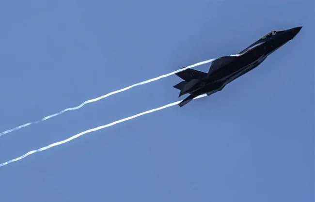 EU desmiente que Irán destruyera tres de sus aviones y abusara el bloqueo naval
