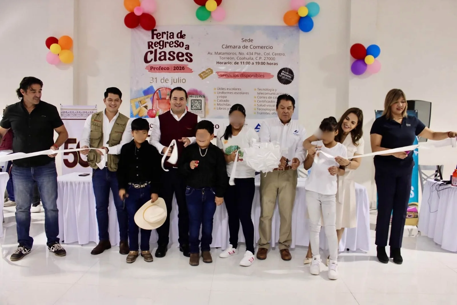 Canaco Torreón realiza feria de regreso a clases