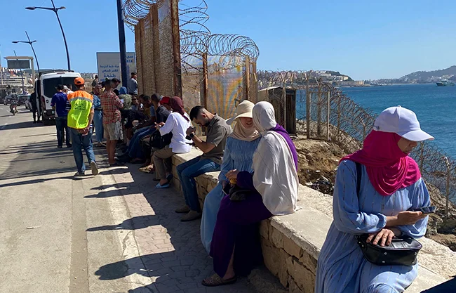 '¿Has visto a mi hijo?': Familias buscan a desaparecidos en la frontera entre Marruecos y Ceuta