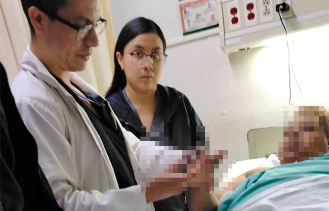 Realizan en la Clínica 2 cirugía a paciente con daño en mano por presunta negligencia médica