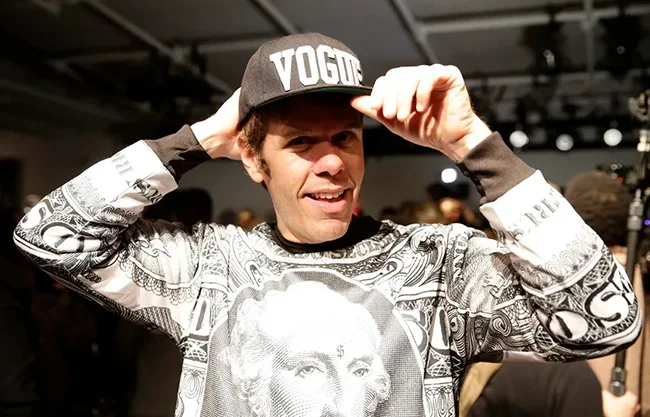 Perez Hilton provoca movilizac