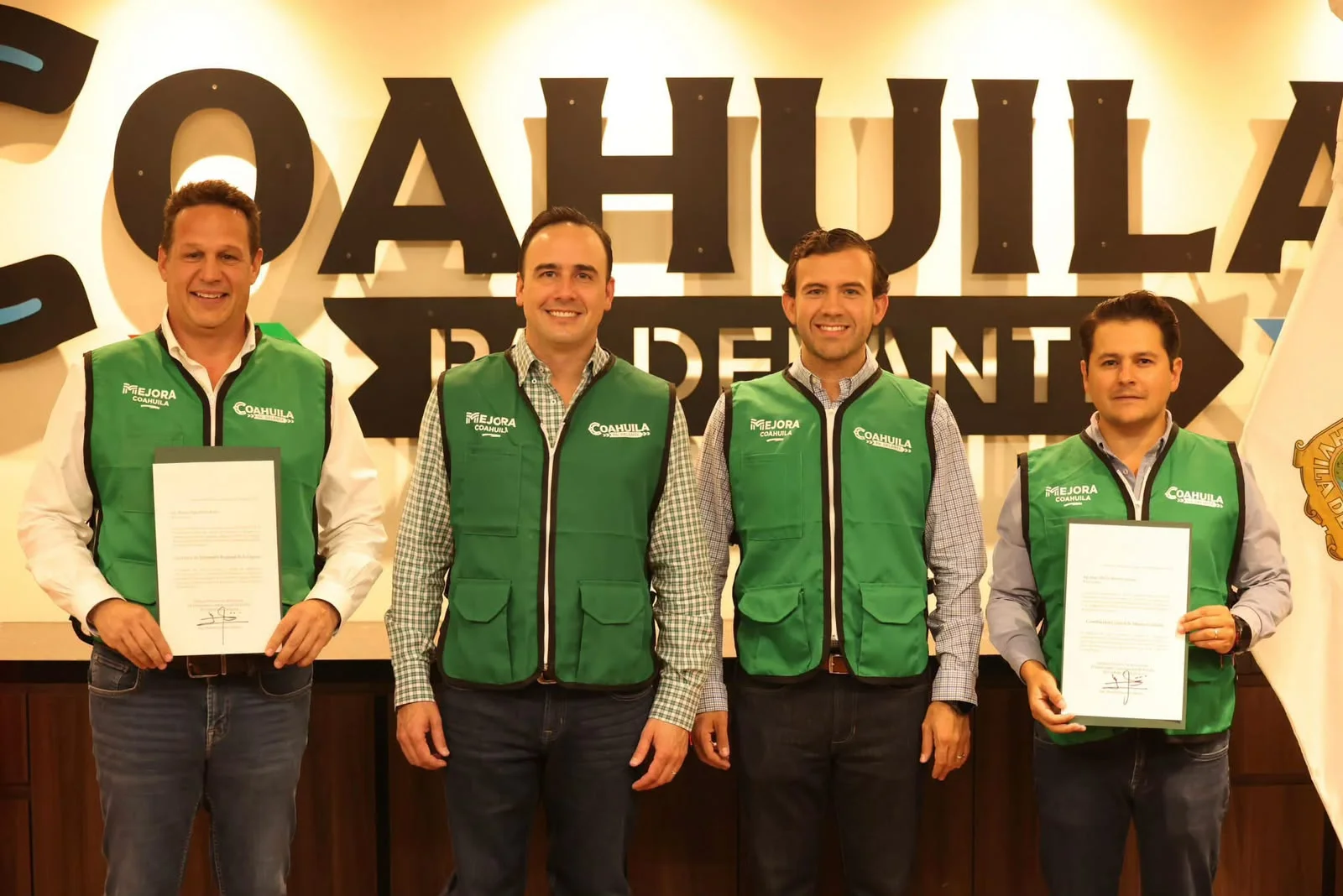 Manolo Jiménez designa a Hugo Dávila y Jorge Piñones en nuevos cargos del Gobierno de Coahuila